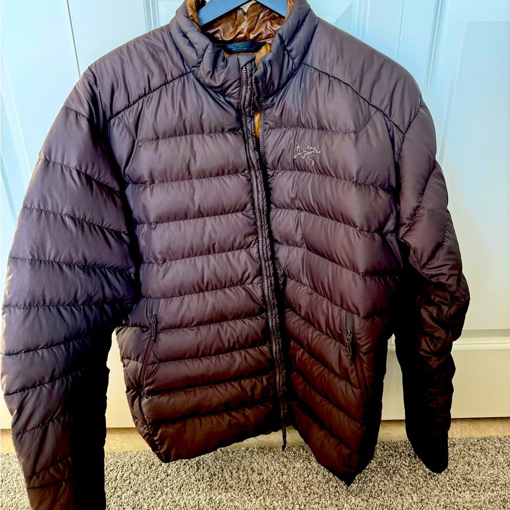 High quality men’s down jacket